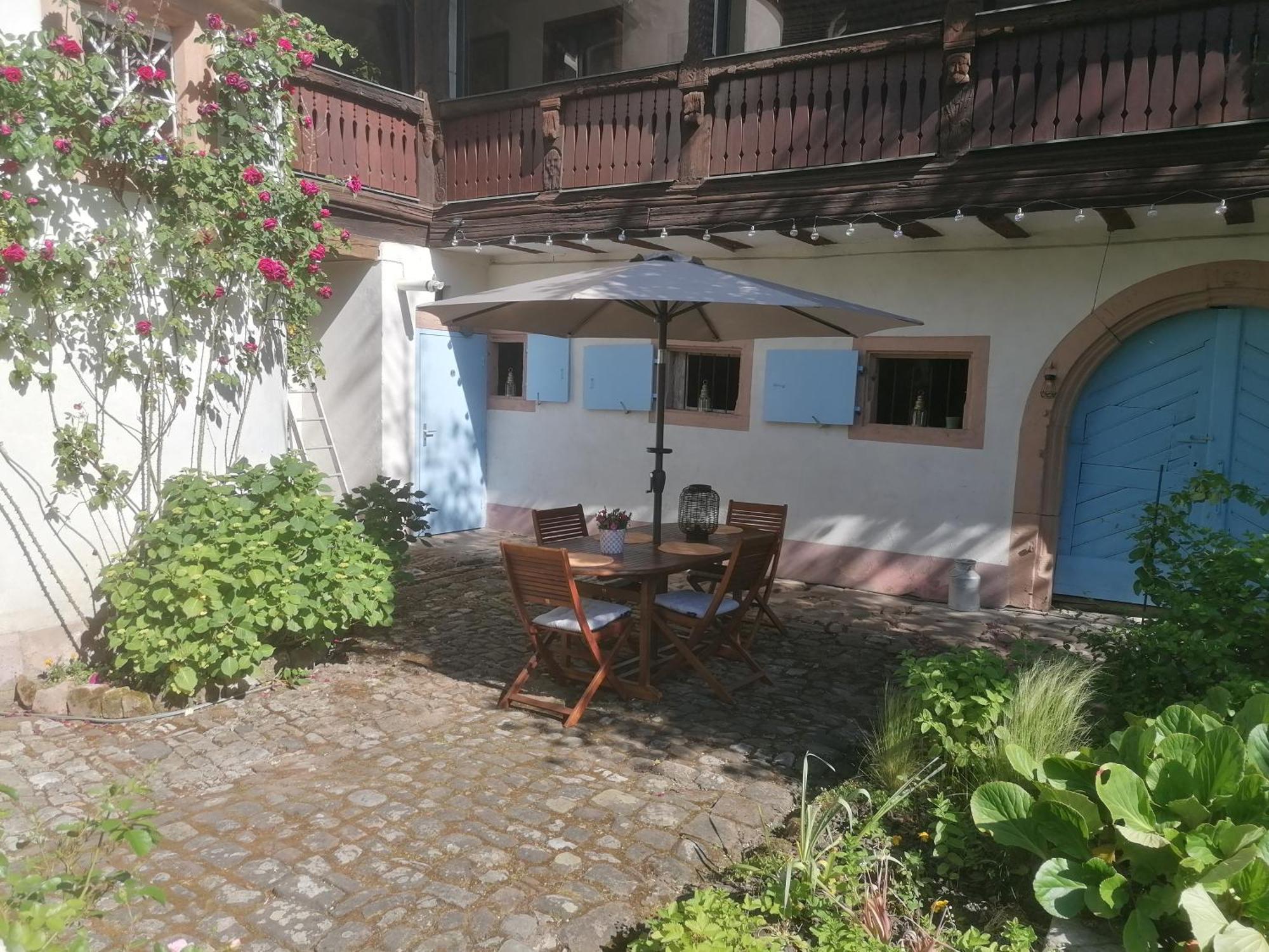 Maison Kobold Xvie Siecle Wissembourg Szoba fotó
